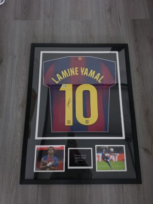 Gesigneerd Lamine Yamal Shirt FC Barcelona #10 – Ingelijst met Beckett Authenticatie