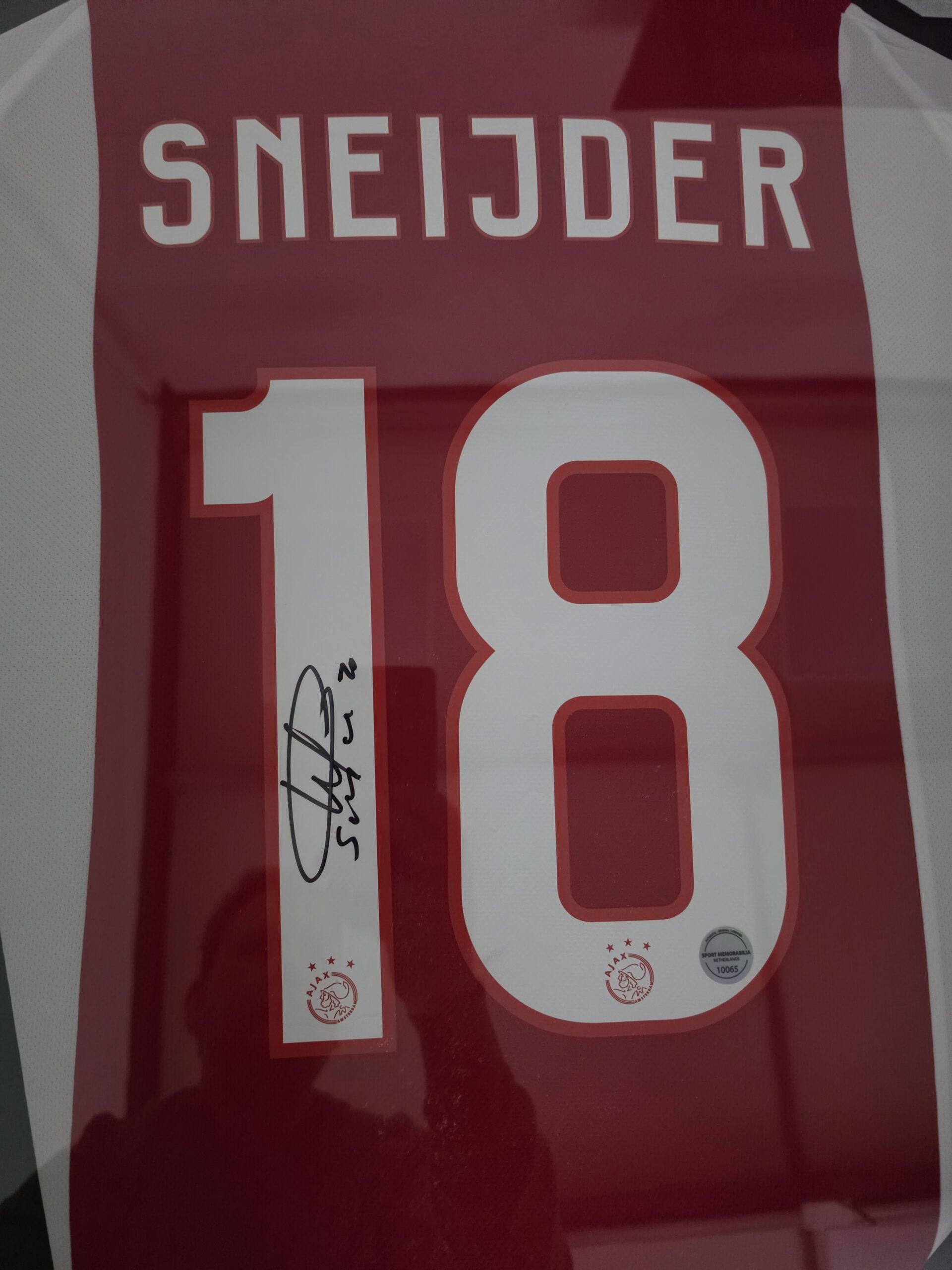 Gesigneerd Wesley Sneijder Ajax Shirt #18 – Luxe Zilveren Inlijsting - Afbeelding 2